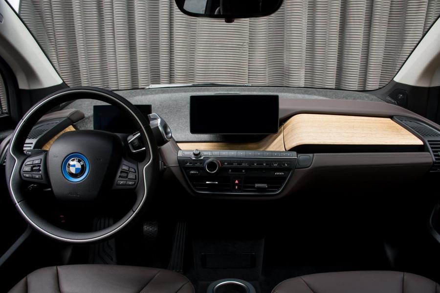 Торпедо BMW i3s by AC Schnitzer (I01) 2019 года  (фото 15 из 15)